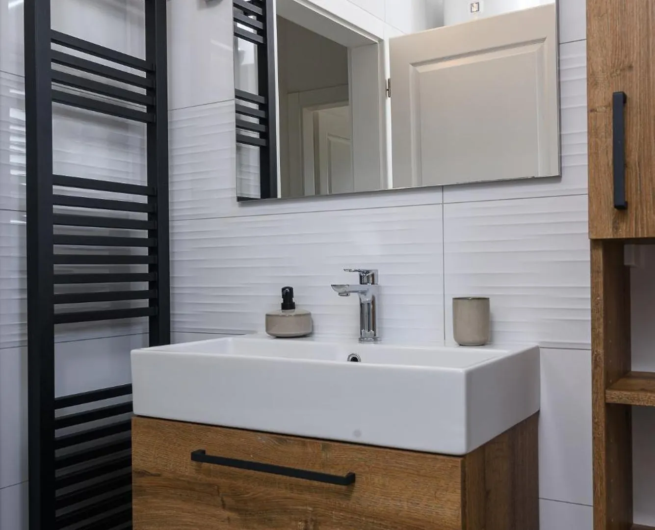 Apartments Eva Трогир