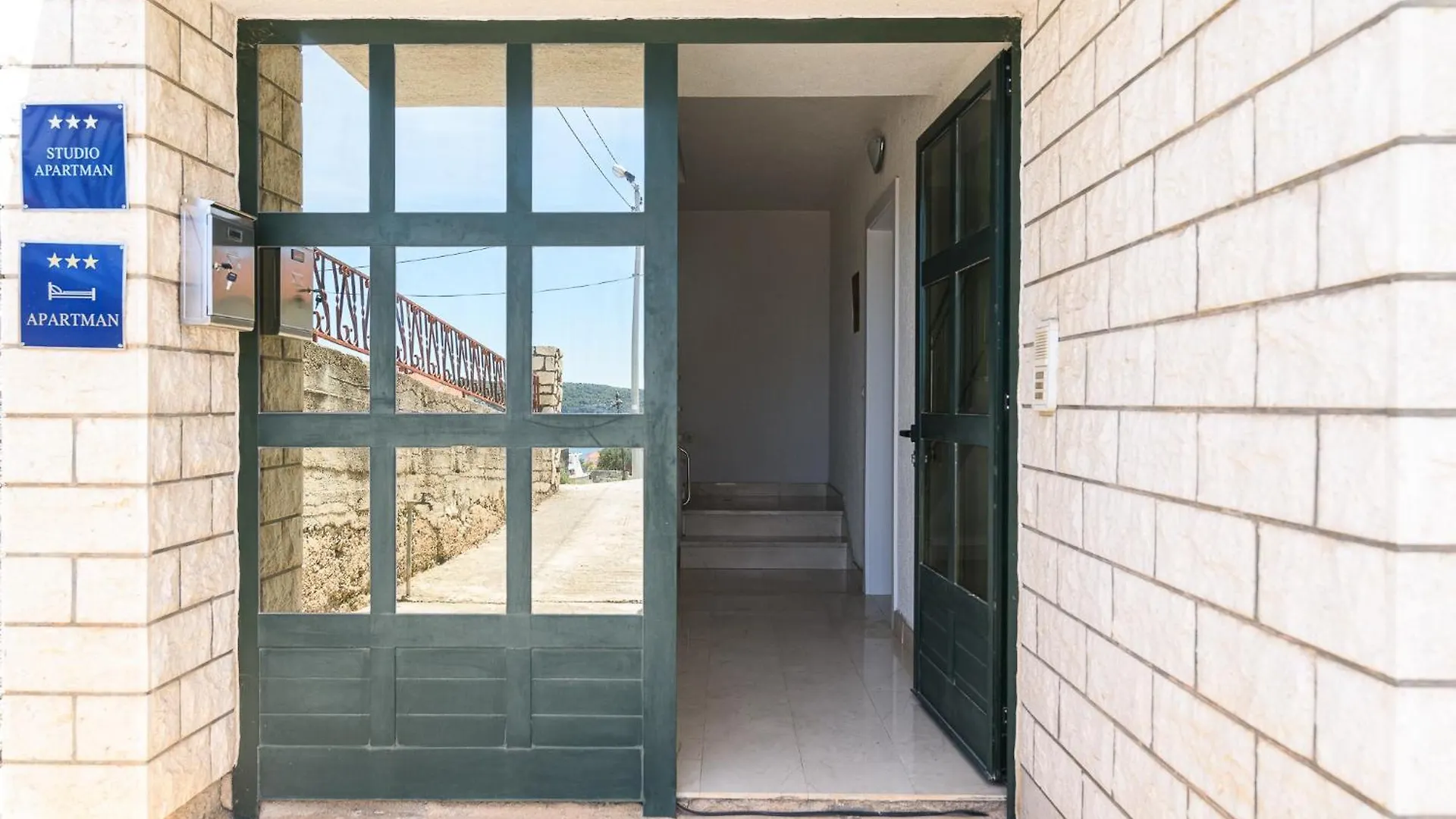 Apartments Eva Трогир Хорватия