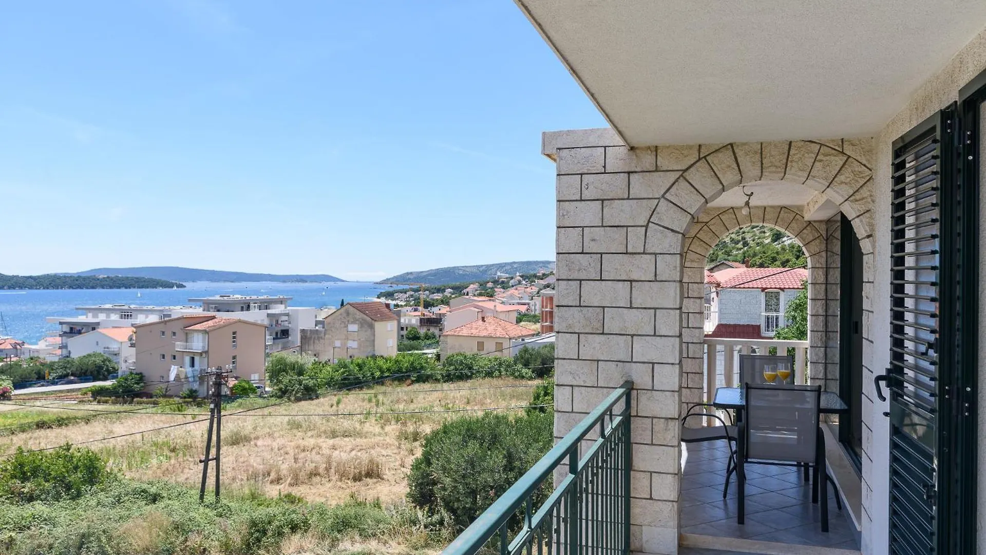 Apartments Eva Трогир